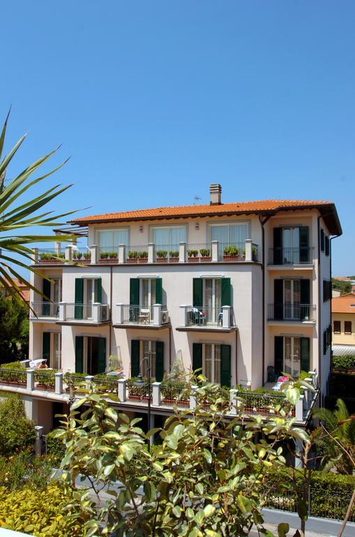 Riviera Residence Marina di Pietrasanta Buitenkant foto